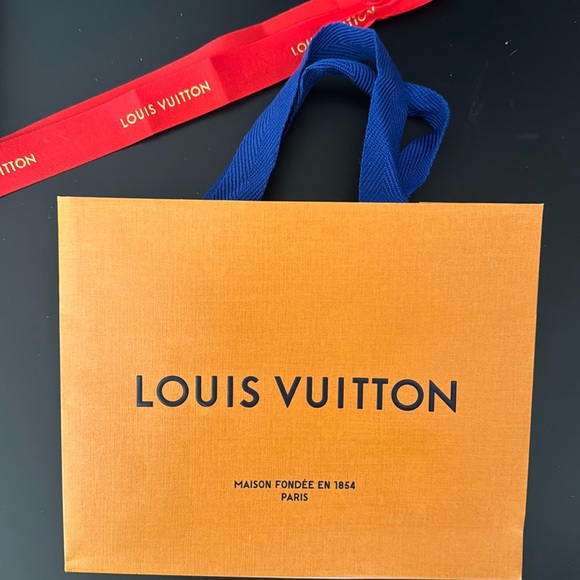 Louis Vuitton gift packages - Picture 2 of 10